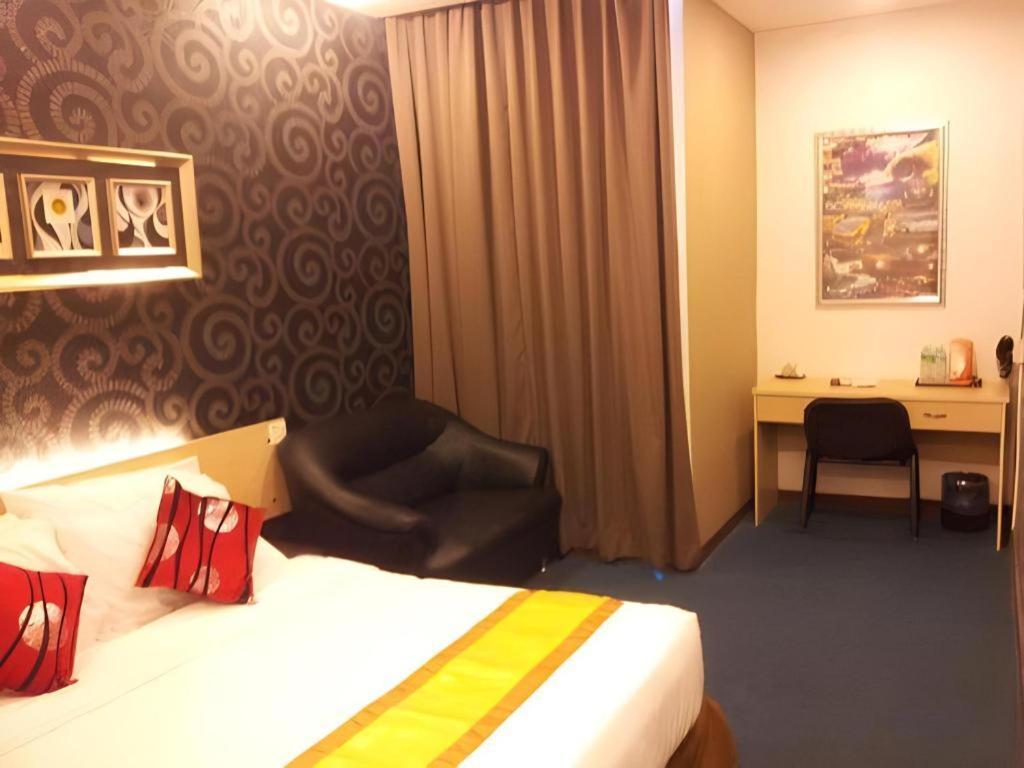 Paragon City Hotel Ipoh Exterior photo
